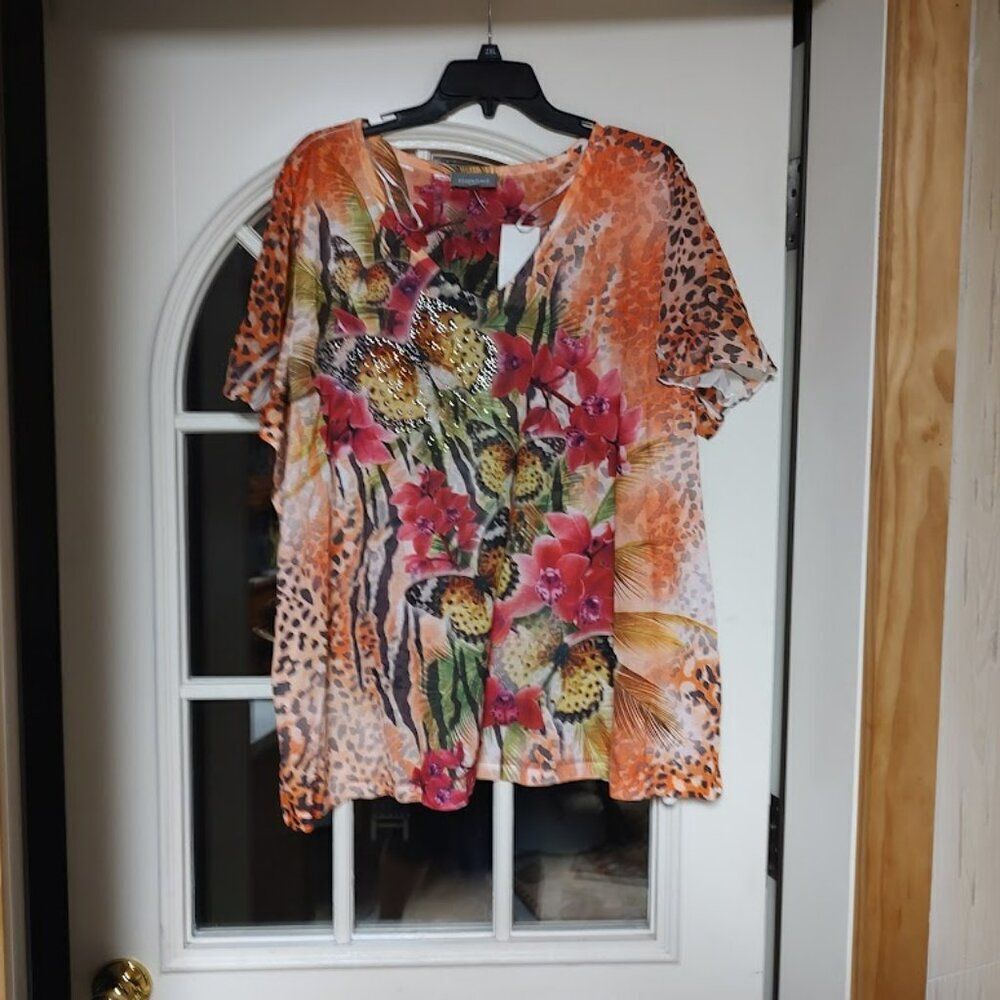 New Essentials Multi-Color Short Sleeve Flower Butterfly Top Size Women's 2X